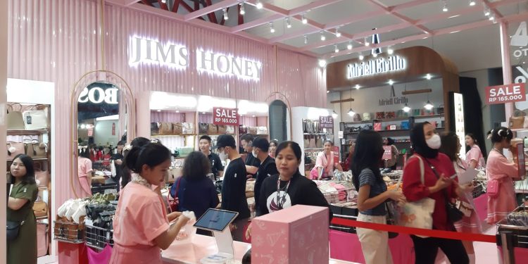 Berburu Tas Cantik di Jims Honey Jakarta Fair