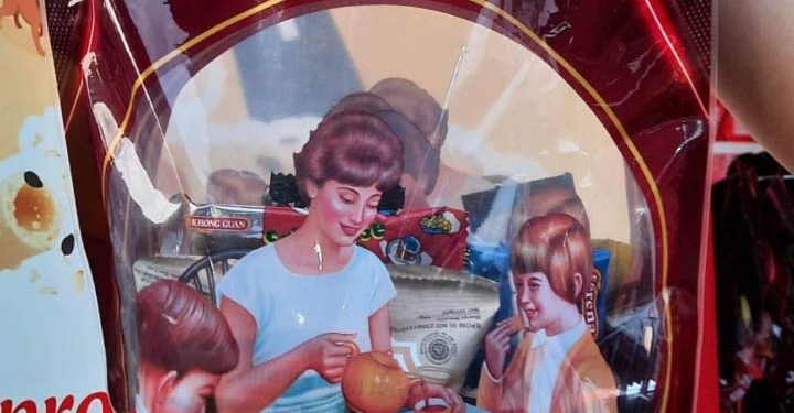 Khusus di Jakarta Fair, Khong Guan Dijual Sachetan!