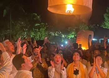 Meriah, Festival Lampion Jadi Penutup Perayaan Waisak 2023 di Candi Borobudur
