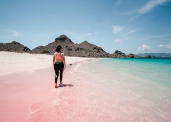 Liburan Sekolah dan Idul Adha, Menparekraf: Berwisata #DiIndonesiaAja