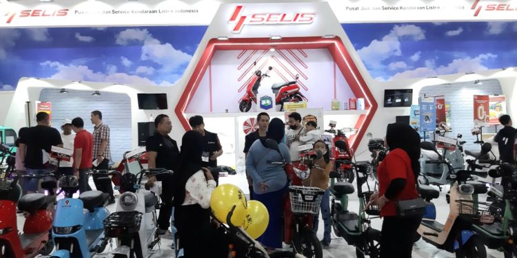Keren! Motor Listrik Selis Bagikan Promo Up To 40% di Jakarta Fair