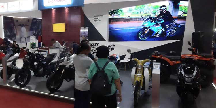 Motor Listrik Baru dari CF Moto Dipajang di Jakarta Fair