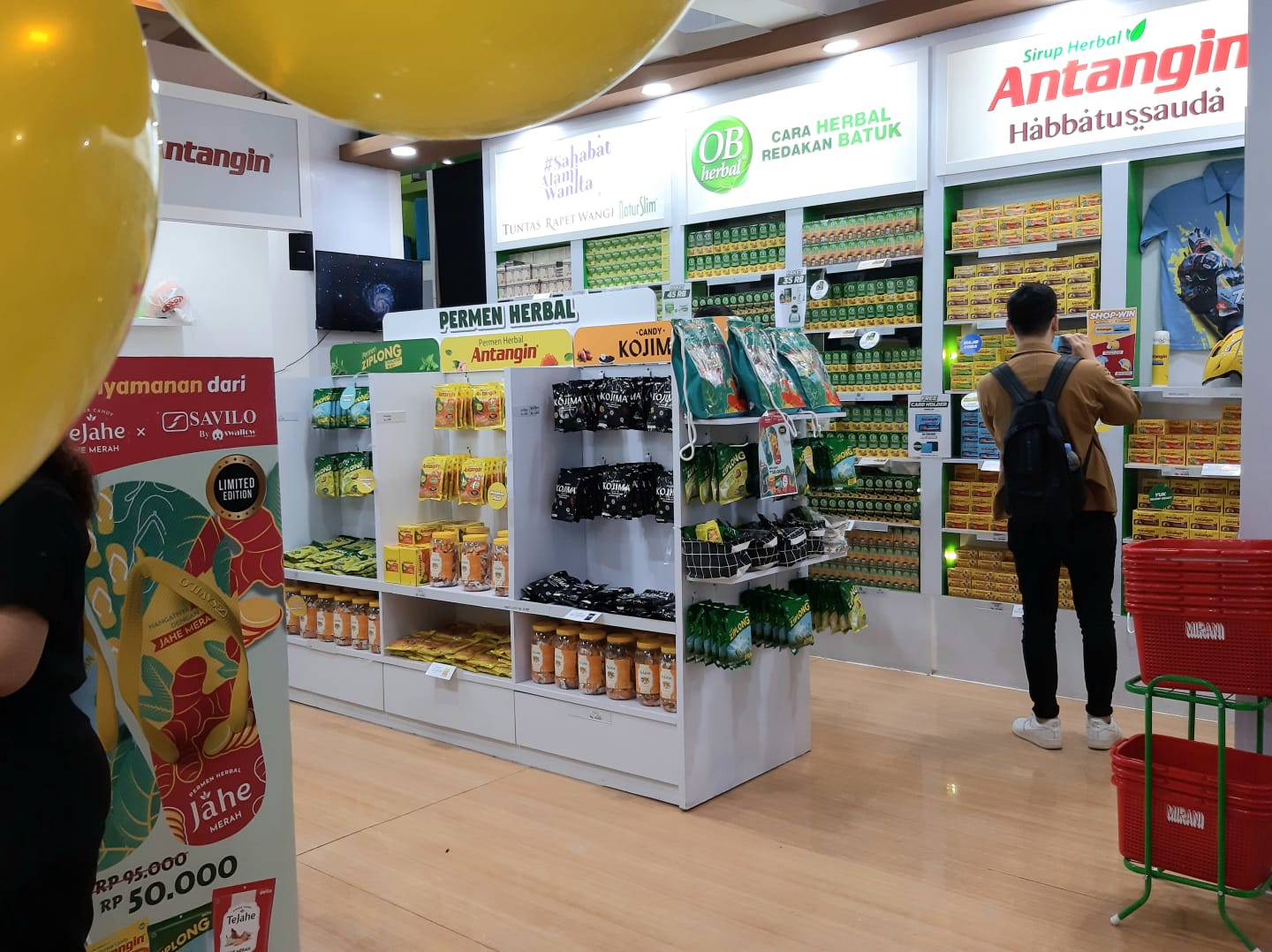 Wow! Deltomed Bagikan Televisi Hingga Emas di Jakarta Fair