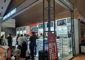 Di Optik Melawai Jakarta Fair, Buy One Get One Free