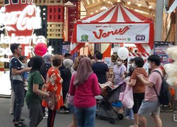 Ngemil Roti Unyil Venus Khas Bogor di Jakarta Fair!