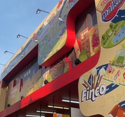 Manjakan Pengunjung Jakarta Fair, Khong Guan Sebarkan Diskon hingga 50% dan Buy 1 Get 1