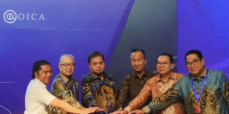 GIIAS 2023 Dibuka Resmi Airlangga Hartarto, Unjuk Ratusan Produk Mobil Terbaru