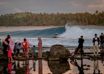 Kejuaraan WSL Nias Pro 2023, Ombak Besar di Nias Selatan Jadi Daya Tarik 192 Peserta