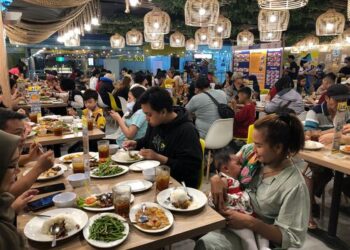D’COST Ulang Tahun, Makan Cukup Bayar Setengah Harga
