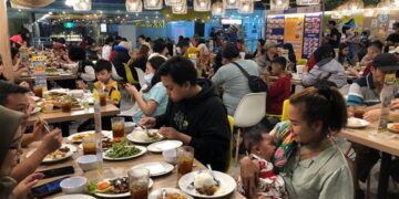 D’COST Ulang Tahun, Makan Cukup Bayar Setengah Harga