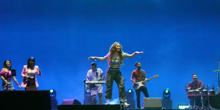 Inul Daratista ‘Goyang Habis’ Panggung Pestapora 2023