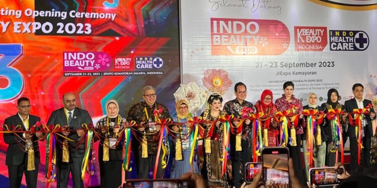Indo Beauty Expo-K Beauty Expo Indonesia dan IndoHealthcare Expo 2023 Resmi Dibuka, Pertegas Industri Kecantikan Tunjukkan Tren Positif