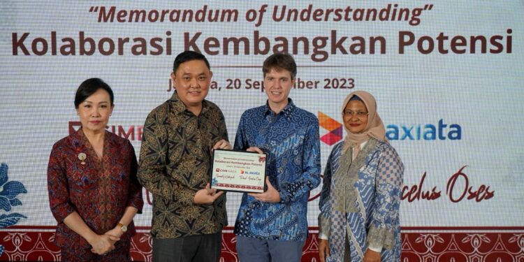 XL Axiata dan CIMB Niaga Sinergikan Layanan Perbankan dan Telekomunikasi