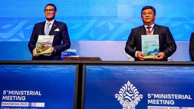 KTT AIS Forum 2023, Kemenparekraf Komitmen Kembangkan Peta Jalan Dekarbonisasi 5 DPSP