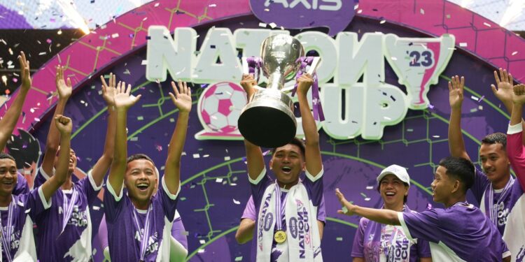 SMAN 8 Makassar Sabet Juara Pertama AXIS Nation Cup 2023