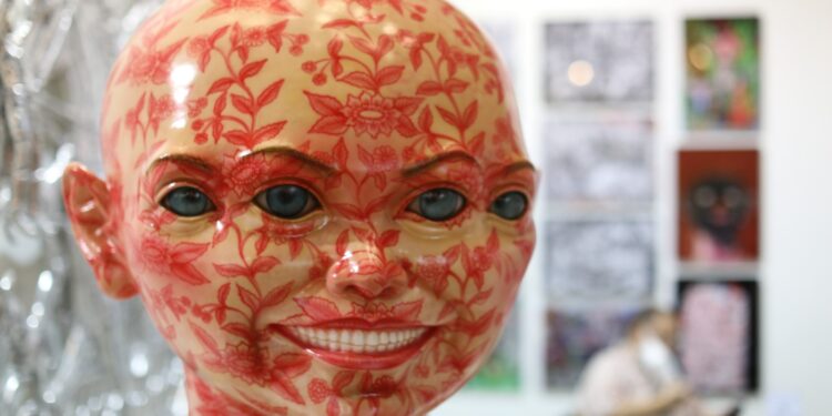 Melihat Lebih Dekat Puluhan Seni Kontemporer di Art Jakarta 2023