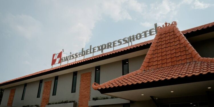 Lelah Berkendara di Tol Cipali, Sempatkan Istirahat di Hotel Swiss-Belexpress