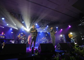 Kahitna Tebarkan Romantisme di Pesta Tahun Baru JIExpo