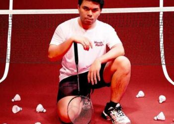 Merah Meriah Sportainment Adu Badminton Antar Selebriti di Istora Senayan