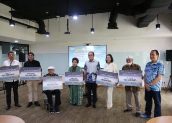 Tantowi Yahya Salurkan Donasi Rp2 Miliar untuk Pahlawan Seni dan Olahraga Indonesia