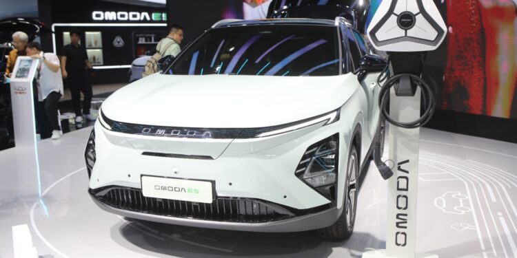 Hanya di IIMS 2024 Mobil Listrik di Diskon hingga Rp25 Juta, Ada Hyundai hingga Wuling