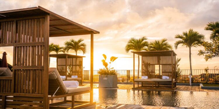 Cross Paasha Bali Seminyak: Perpaduan Simfoni Gaya, Kesempurnaan, dan Pesona Bali