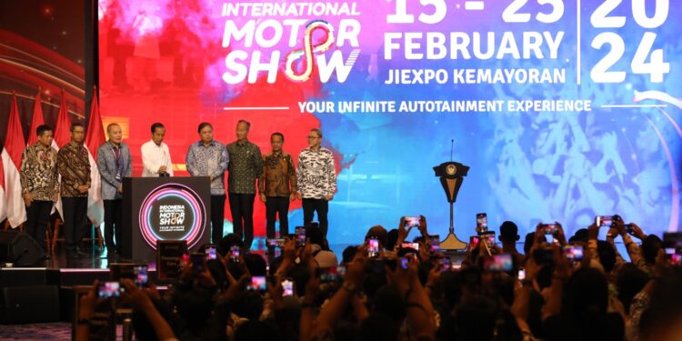 Presiden Jokowi Resmi Buka IIMS 2024: Hal Ini yang Beliau Sampaikan