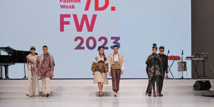 Indonesia Fashion Week Unjuk Karya Lebih 200 Desainer Indonesia di Akhir Maret 2024