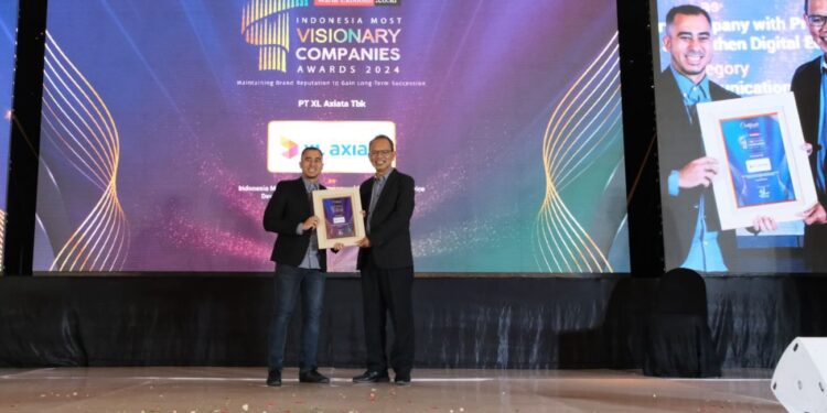 Kontribusi XL Axiata Pada Masyarakat Berbuah Tiga Penghargaan Bergengsi