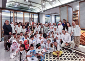 Archipelago International Bukber Bersama Keluarga Pelestari Kampung Gasong