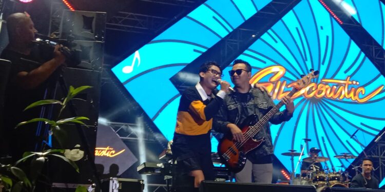 Gildcoustic Buat Pasukan Goyang Berpeluh di JLF Music Concert 2024