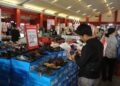 Obral Sandal dan Sepatu di JLF, Rp100 Ribu Dapat 3 Item