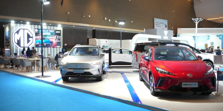 PEVS 2024 Sajikan Ragam Aktifitas Menarik, Ada Parade motor Listrik, Push Bike Race hingga Musik