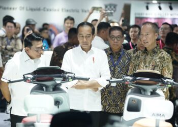Presiden Jokowi Kunjungi PEVS 2024 di JIExpo, Potensi Kendaraan Listrik Indonesia Besar