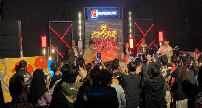 Supermusic Superstar Intimate Session Sambangi Depok, Ada Unjuk Aksi Band For Revenge