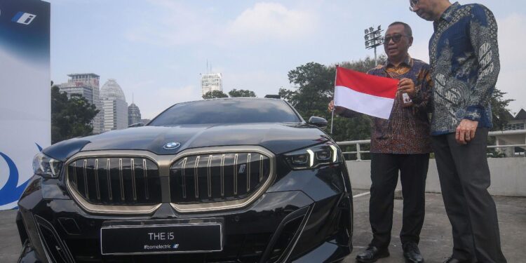 Polri Kerahkan Kendaraan Listrik dan TNI Siagakan 7 KRI untuk Pengamanan World Water Forum di Bali