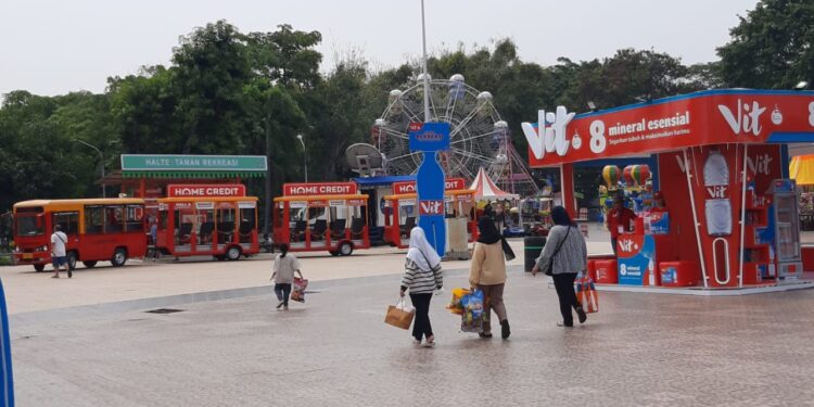 Serunya Menikmati Wahana Permainan di Jakarta Fair