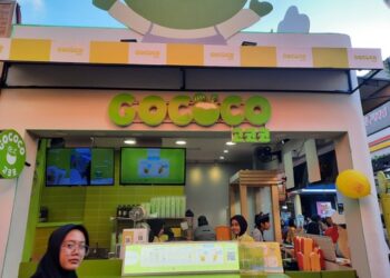 Mau yang Seger-seger? Minum Gococo Penyegar dari Daging Buah Kelapa Asli