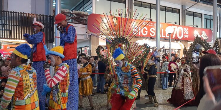 Meriahnya Karnaval Jakarta Fair Kemayoran!