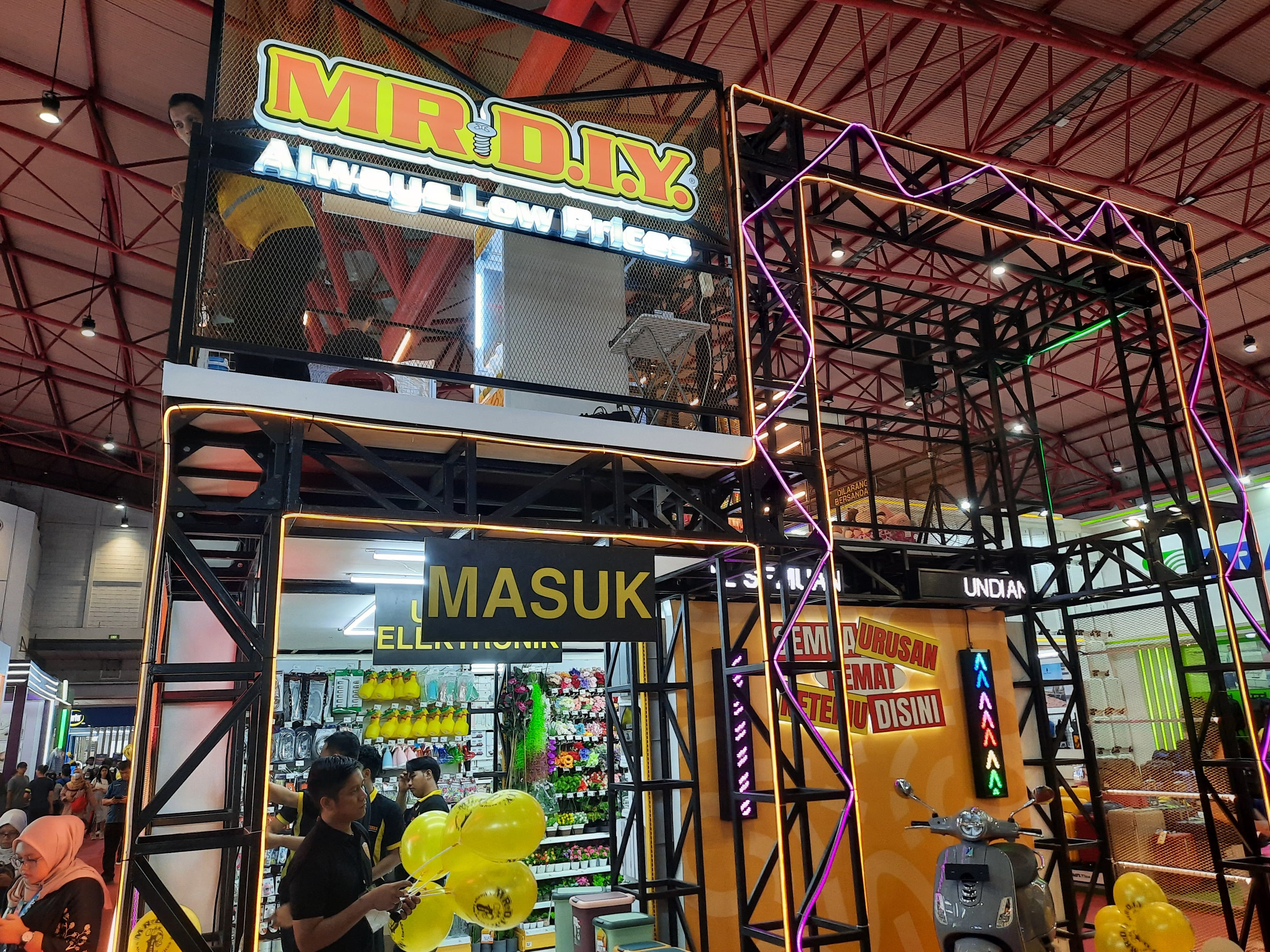 Special Voucher Belanja dari Mr DIY untuk yang Bernama Inisial D.I.Y