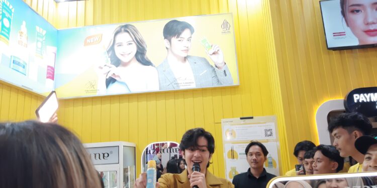 Bangganya Angga Yunanda Bisa Dukung Brand Lokal di Jakarta Fair