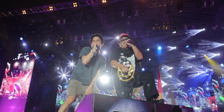 Keren, Feel Koplo feat Uan Kaisar ‘Juicy Luicy’ Gegerkan Panggung Jakarta Fair Music Concert