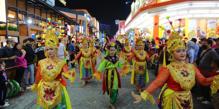 Wajib Hadir di Semarak Warna Warni Karnaval Jakarta Fair 2024, Ini Jadwalnya