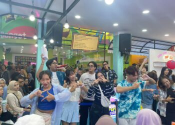 Seru! Kpop Noraebang di Pop Ice Bareng Friday Noraebang