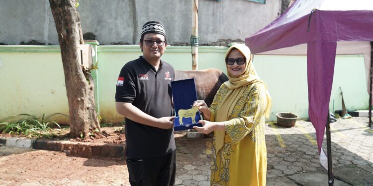 Idul Adha 1445 H, MTXL Axiata Salurkan Hewan Kurban Senilai Rp500 Juta