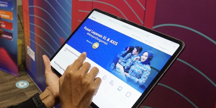 Web XL Center Online Mudahkan Layanan eSIM hingga Aktifkan Kartu Hangus
