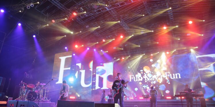 Efek Rumah Kaca: Unjuk Karya Penuh Makna di Jakarta Fair