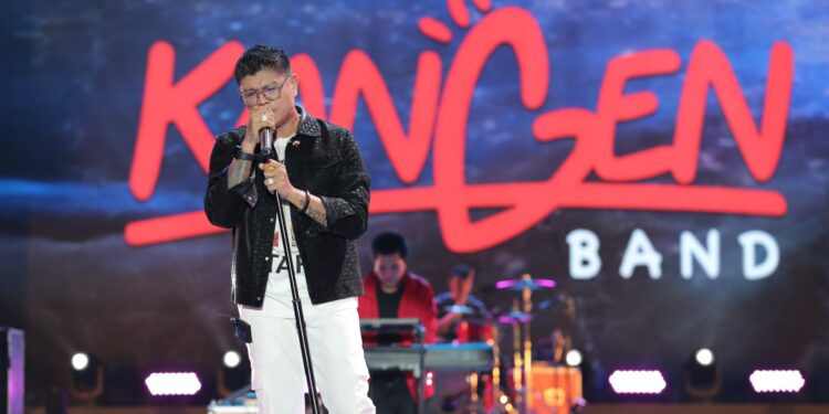 Kangen Band Buat Jakarta Fair Karaoke Berjamaah