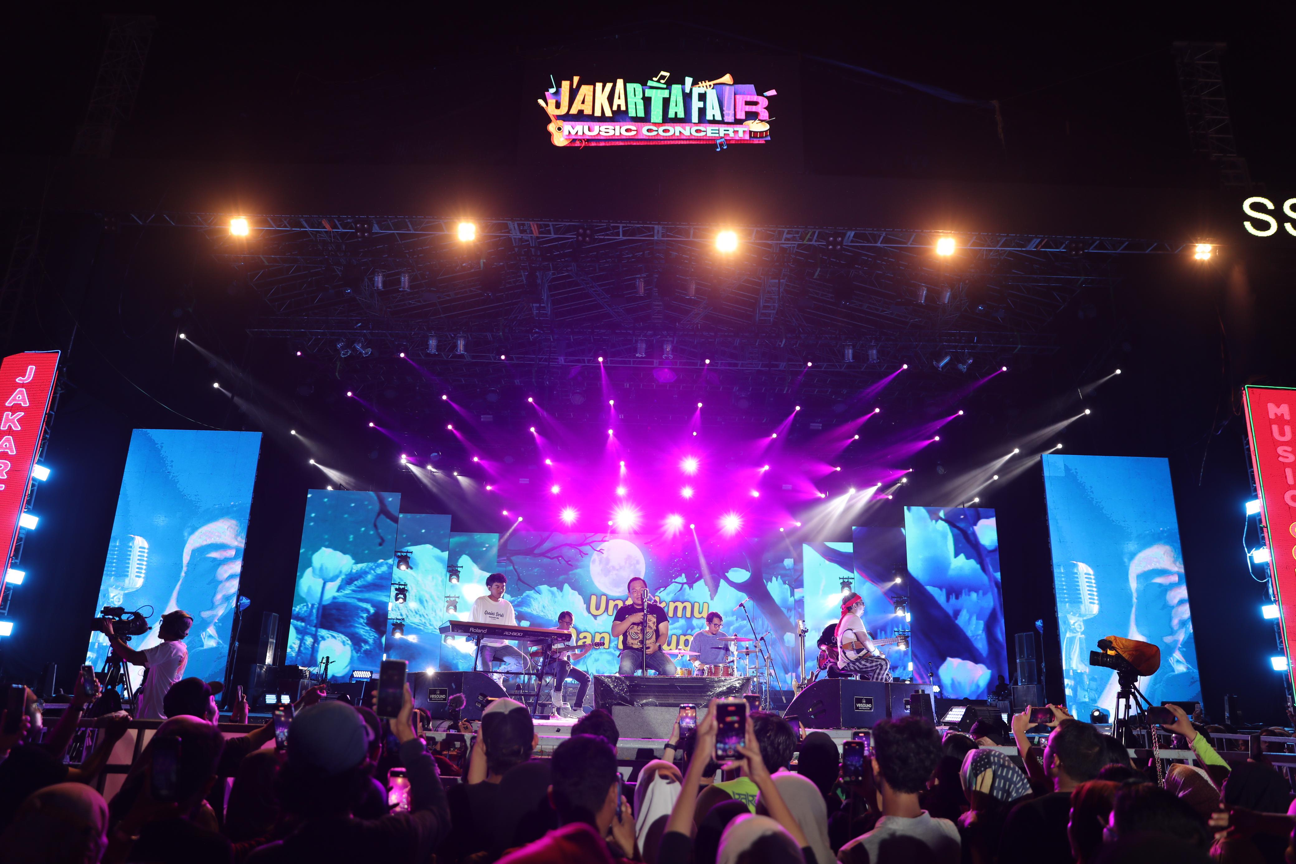 Konser di Jakarta Fair, Wali Band Bikin Hati Adem