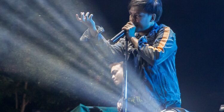 Hans Sinjal Vokalis Grass Rock, Unjuk Karya Terbaru di Single Antagonis